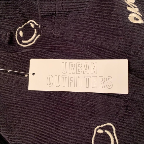 Urban Outfitters Men’s Corduroy Navy Blue Smiley Faces OKAY Embroidered Small - Picture 14 of 16